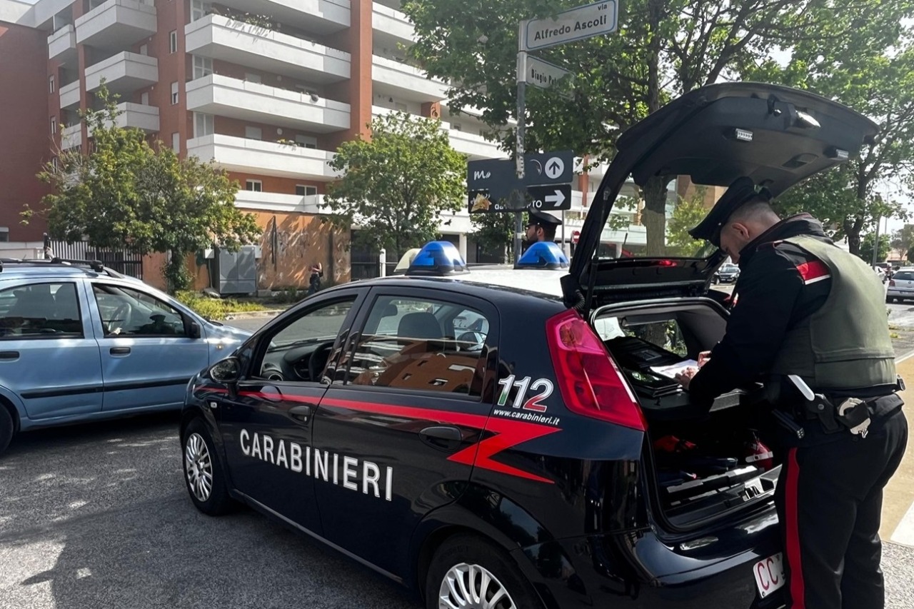 Maxi rissa nella notte, decine di giovani coinvolti
