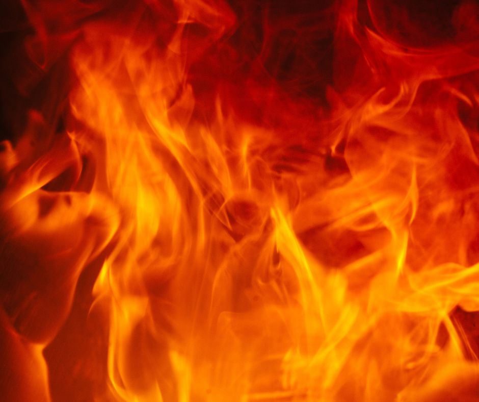 Incendio in azienda di rifiuti a Migliarino: quarto rogo in un mese